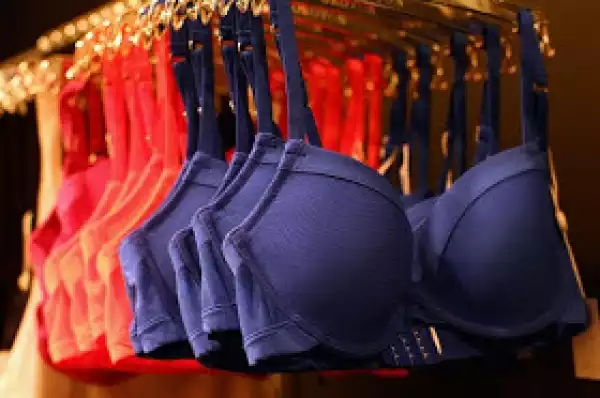 Today Is National No Bra Day: Ladies, Here Are Some Things To Note When Going Braless